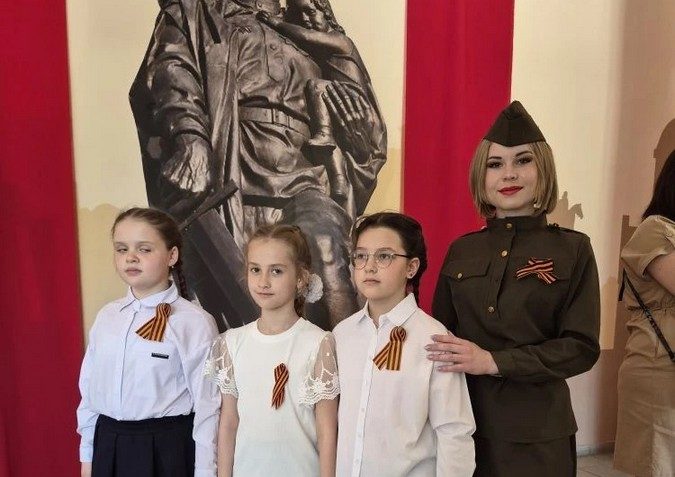 Read more about the article Сотрудники МЦ «Галактика» присоединились к акции «Георгиевская ленточка».